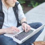 Online support for hidradenitis suppurtiva